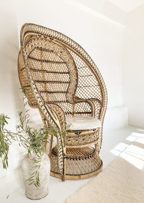 Handmade Rattan Peacock Chair - Image 2