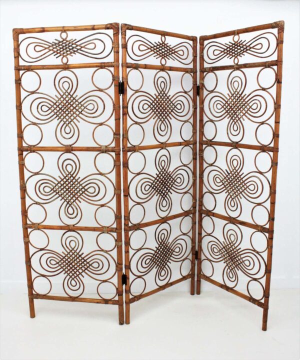 Handmade Rattan Partitions | Rattan Screen | Rattan Room Divider