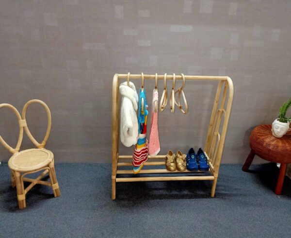 Handmade Rattan Clothing Rack and 20 Hangers - Image 8