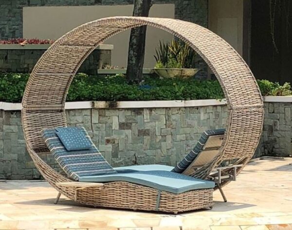 Handmade Rattan Outdoor Bed - Image 2