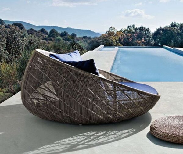 Handmade Rattan Outdoor Bed - Image 3