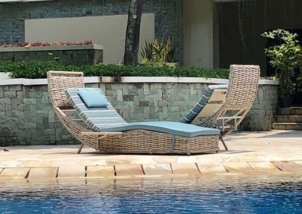 Handmade Rattan Outdoor Bed - Image 4